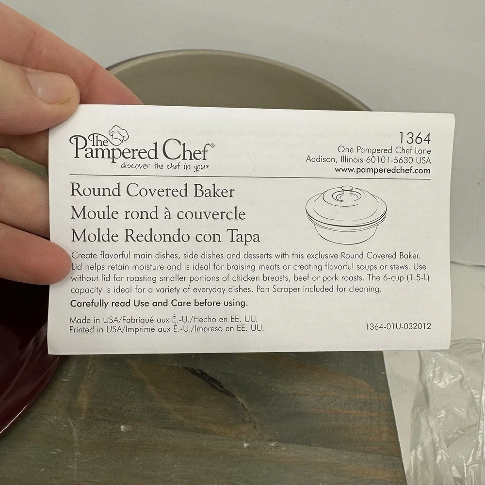 The Pampered Chef 1.5 QT Cranberry Baker Roaster Dutch Oven Stoneware & Lid